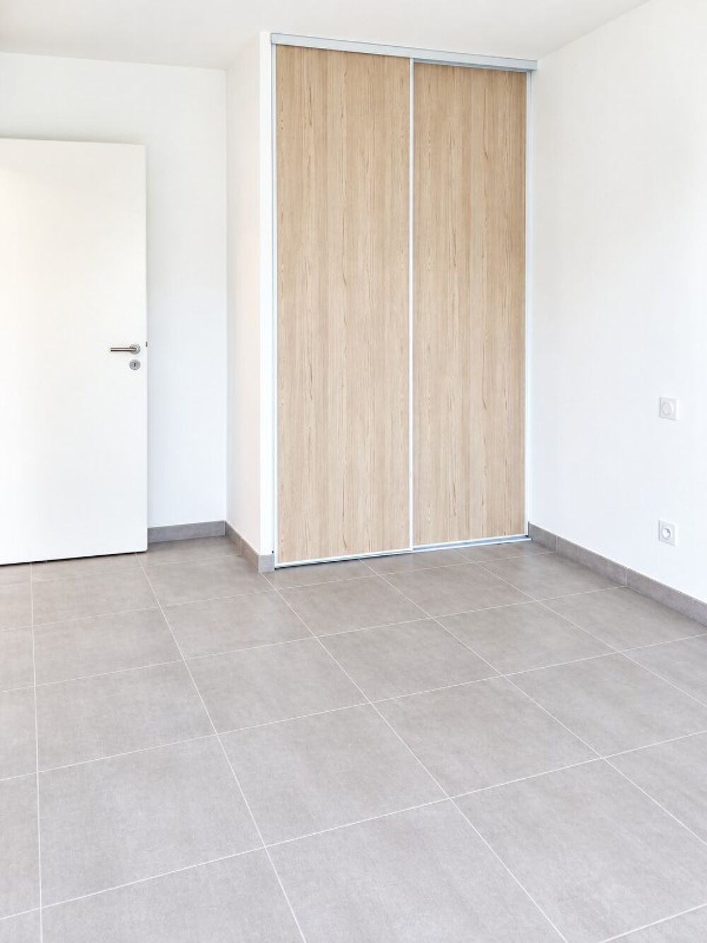 Location Appartement T2 avec terrasse, jardin et garage à MARSEILLE Marseille 9