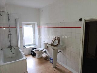  Immeuble à vendre 7 pièces 100 m²