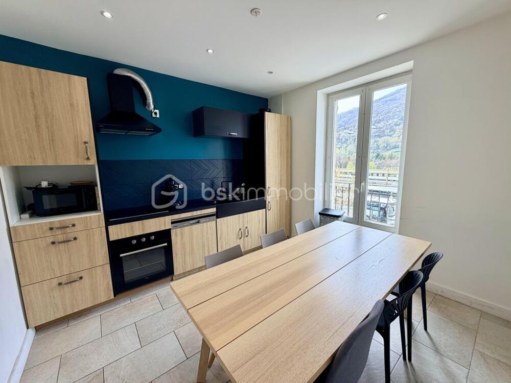 Appartement 4 pièces lumineux et vue montagne dégagée