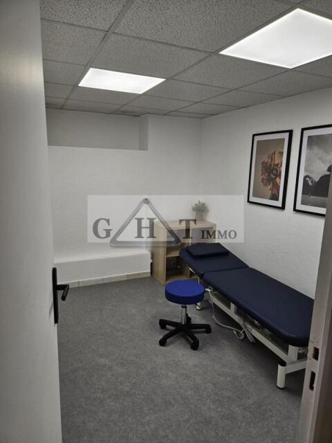 Local professionnel de 150 m&sup2; &agrave; Melun, id&eacute;al pour kin&eacute; 250000 77000 Melun