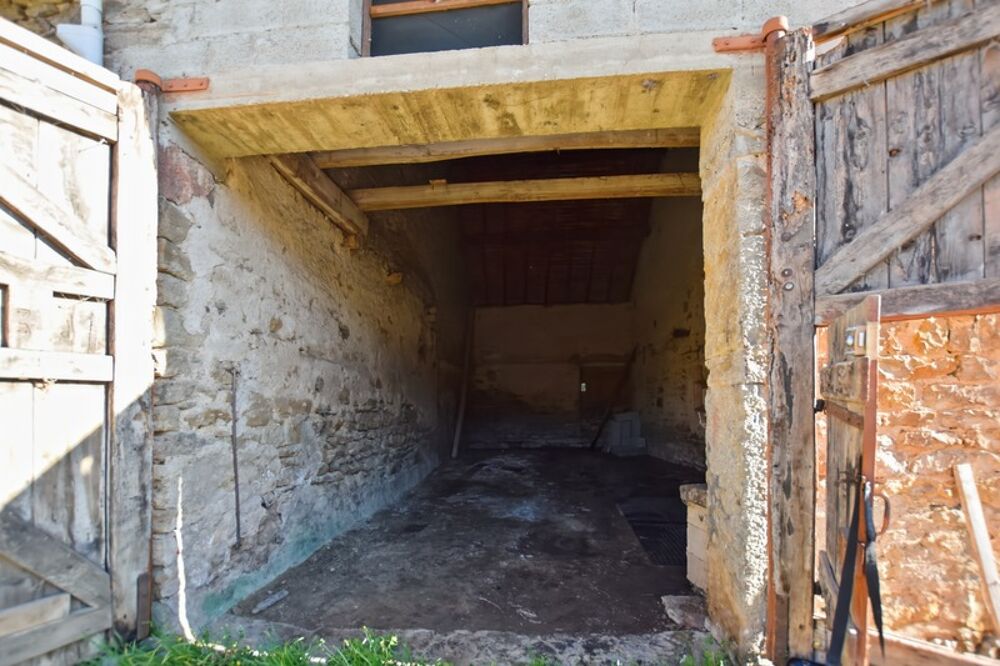 GRANGE de 43 m2 SAINT SERNIN DU PLAIN (71)