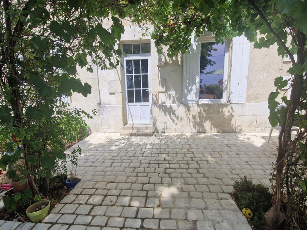 Maison à vendre 6 pièces Proche SAINT JEAN D'ANGELY (17)