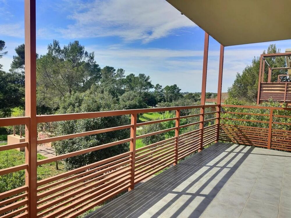 Vente Appartement A VENDRE FREJUS - APPARTEMENT RECENT 3 pièces d'angle - grande terrasse - parking et piscine Frejus
