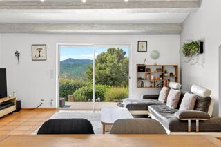  Villa à vendre 6 pièces 150 m²