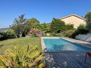  Propriété/château à vendre 5 pièces 175 m²