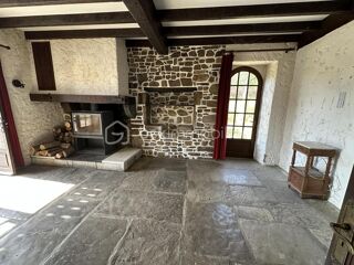  Propri�t�/ch�teau � vendre 13 pi�ces 336 m�