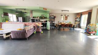  Maison  vendre 6 pices 180 m