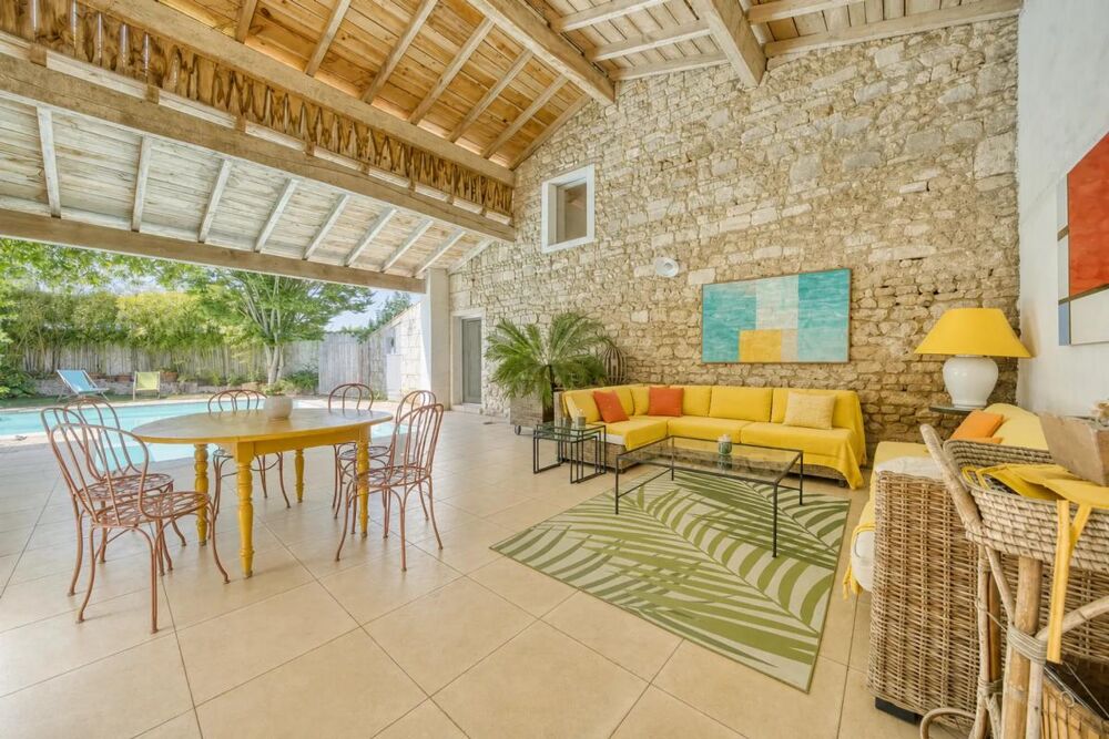 Maison de 8 pièces de 270 m² à Sainte-Gemme