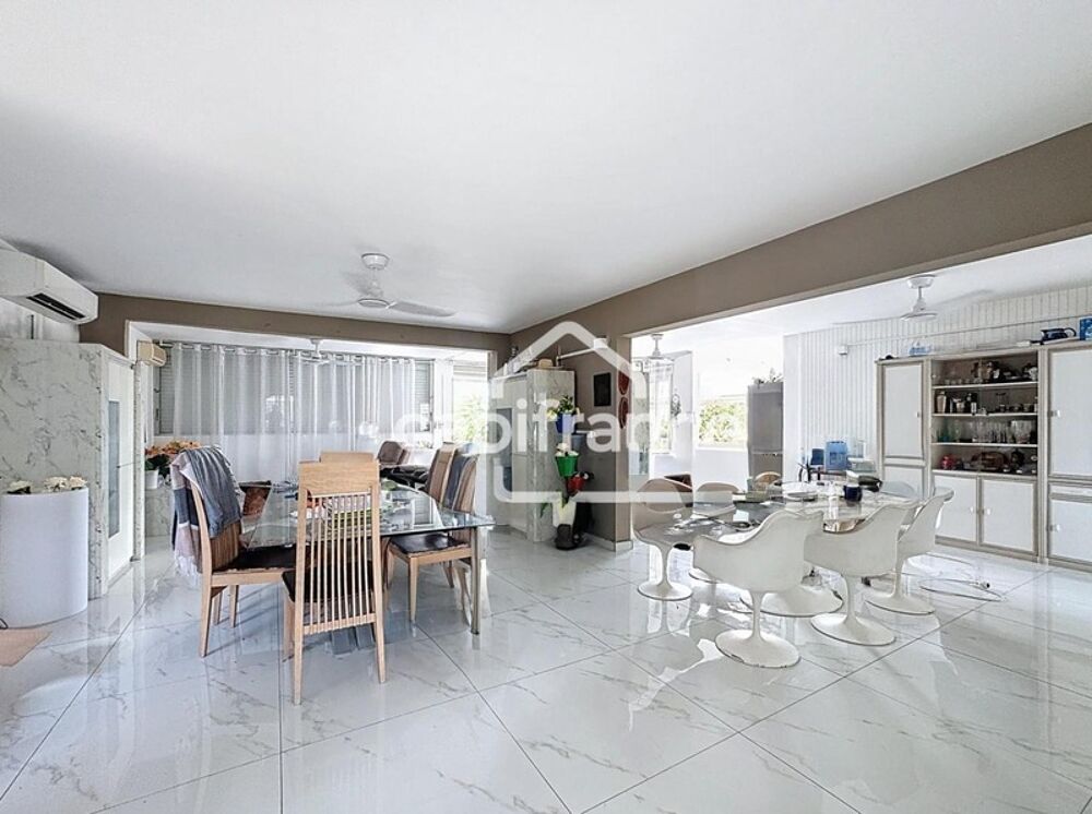 À VENDRE  IMMEUBLE DE RAPPORT COMPOSÉ DE 3 LOGEMENTS 430 m² LES ABYMES (97139)