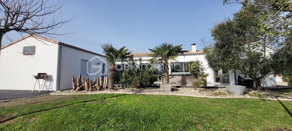 Vente Maison MAISON INDIVIDUELLE DE PLAIN PIED 118 M2, PETITE PISCINE ET DEPENDANCE SUR 831 M2 DE TERRAIN Mornac sur seudre
