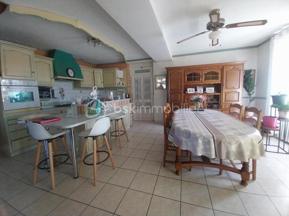 Maison de village de 112 m² - À 2 minutes de Gorron - 40mn de Laval - 1H00 du Mont Saint Michel