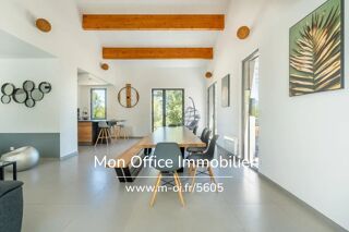  Villa  vendre 5 pices 220 m