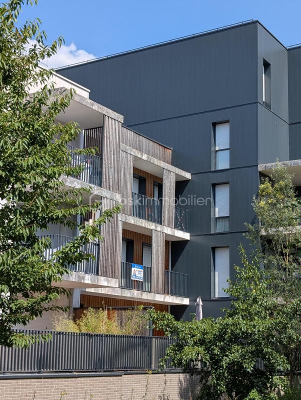 F2 avec balcon et parking dans l'écoquartier recherché de Ris-Orangis