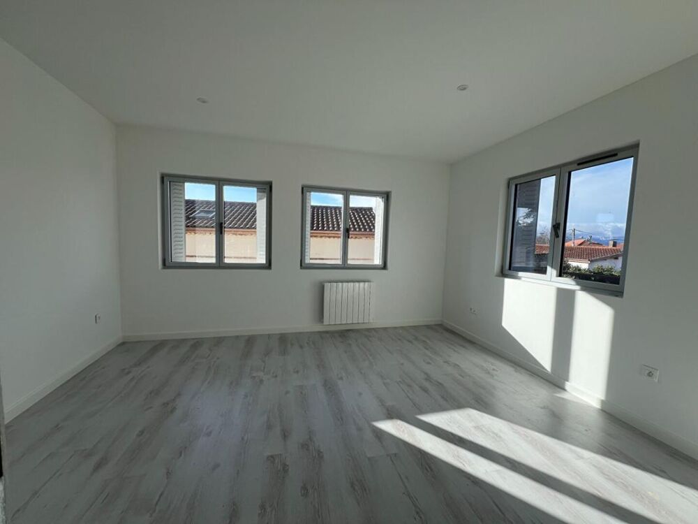 Vente Maison Maison Ennezat 6 pi�ce(s) 128 m2 Ennezat