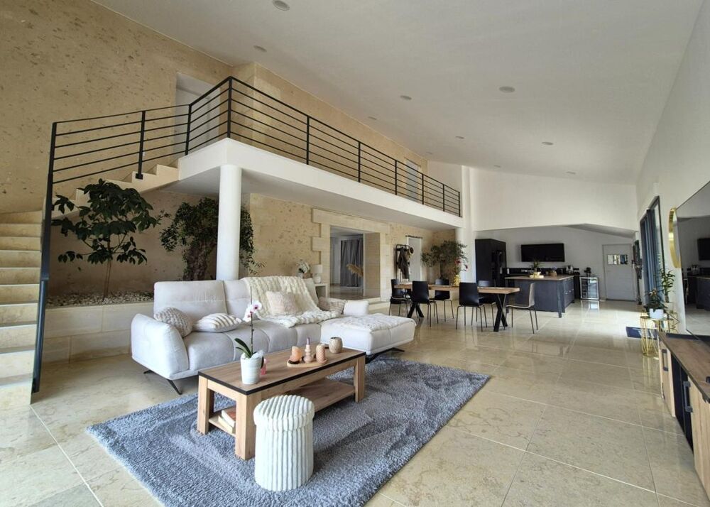 Vente Maison Domaine Equestre à Besron Berson