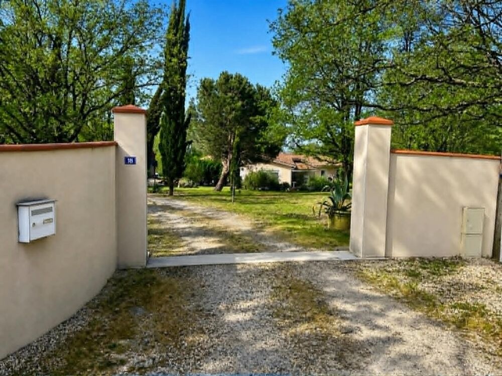 Maison plain-pied avec local indépendant de 106 m² sur superbe parc de 10 000 m²  Birac-sur-Trec (47)