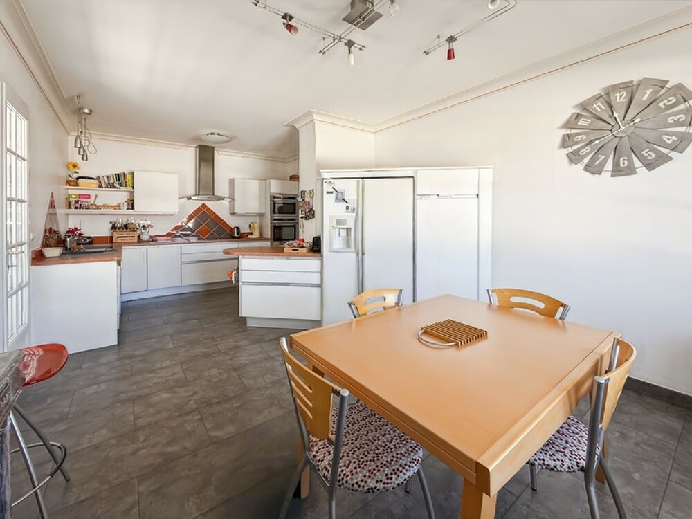 Vente Maison Dept de la Vienne (86) Maison contemporaine de 160 m² – Quartier recherché à l'est de la ville Chatellerault