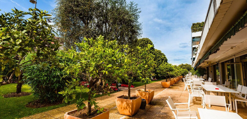 Cannes  Quartier recherché de la Basse Californie  Investissement sans contrainte