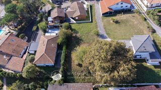  Terrain à vendre 725 m²