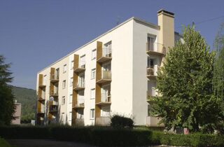  Appartement à louer 4 pièces 66 m²