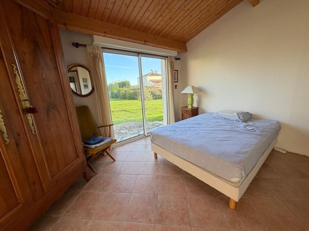 Vente Propriété/Château SAINT MICHEL EN L'HERM (85) 10 MIN DES PLAGES MAISON DE PLAIN PIED 2 CHAMBRES AVEC TERRASSE ET JARDIN Saint michel en l herm