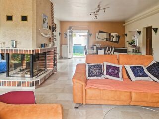  Maison � vendre 7 pi�ces 203 m�