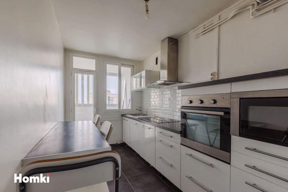 OPPORTUNITÉ  T3 bis de 78 m² avec balcon  Vénissieux Les Marronniers
