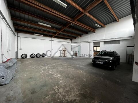 A LOUER ENTREPOT SAINT MAUR DES FOSSES 1550 94100 Saint maur des fosses