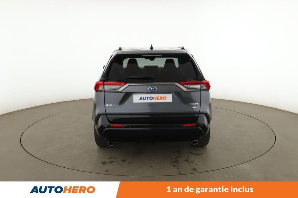 RAV 4 2.5 Hybride Rechargeable AWD Collection 306 ch 2023 occasion 92130 Issy-les-Moulineaux