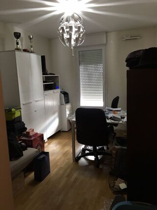  Appartement à louer 3 pièces 68 m²