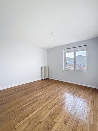  Appartement à louer 3 pièces 59 m²