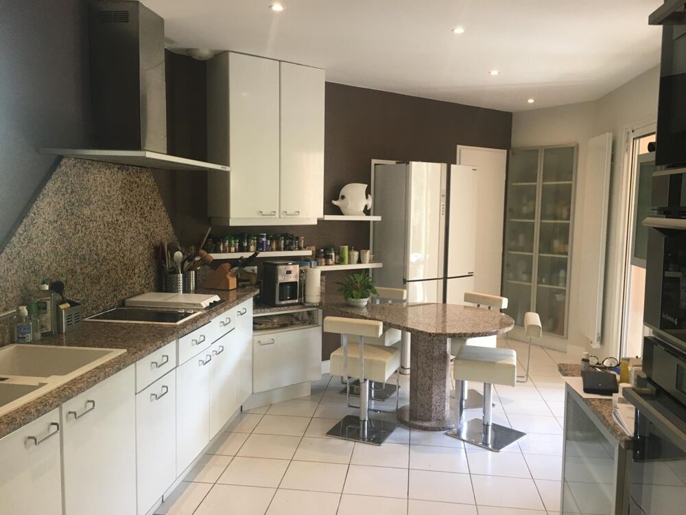 à vendre  Propriété/château Gradignan (33170)