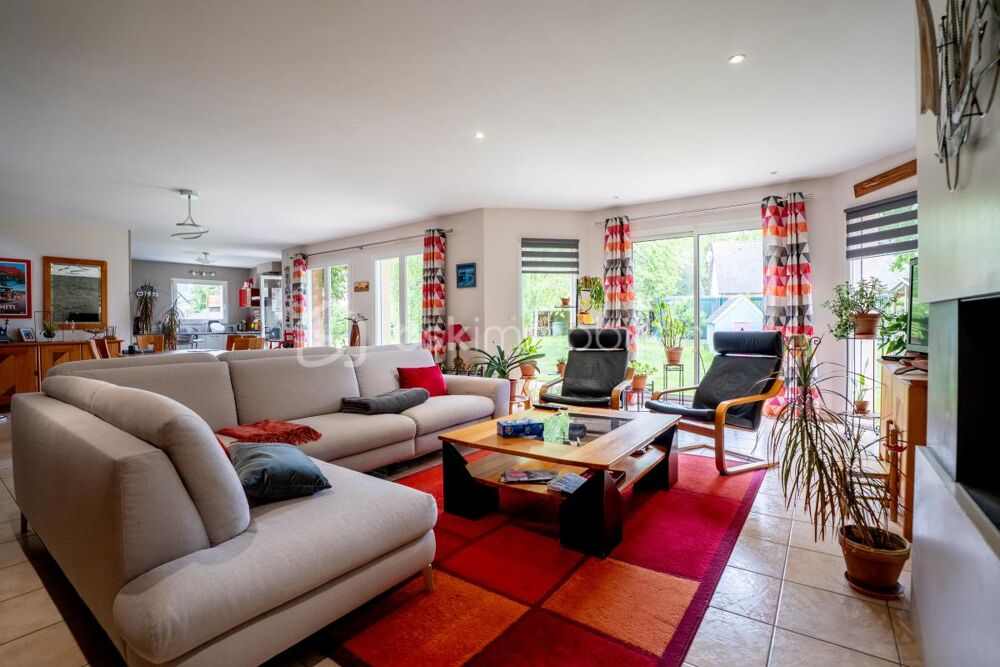 Vente Maison Maison familiale de 223m² au coeur de Bréal Sous Montfort, sur terrain de près de 2000m² Breal sous montfort