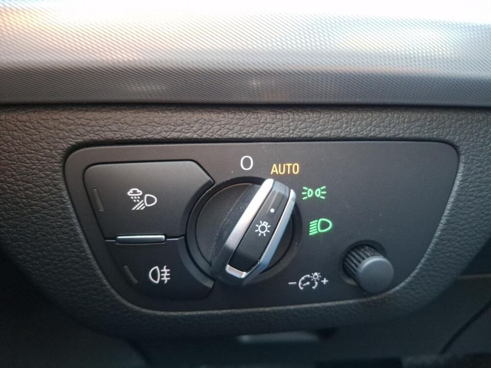 Q5 II (2) 45 TFSI 265 QUATTRO DESIGN S tronic 7 2024 occasion 55800 Contrisson