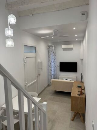  Appartement à louer 2 pièces 33 m²