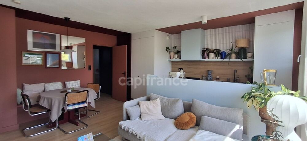 Appartement 2 pièces avec terrasse au 2ème et dernier étage proche de Rennes