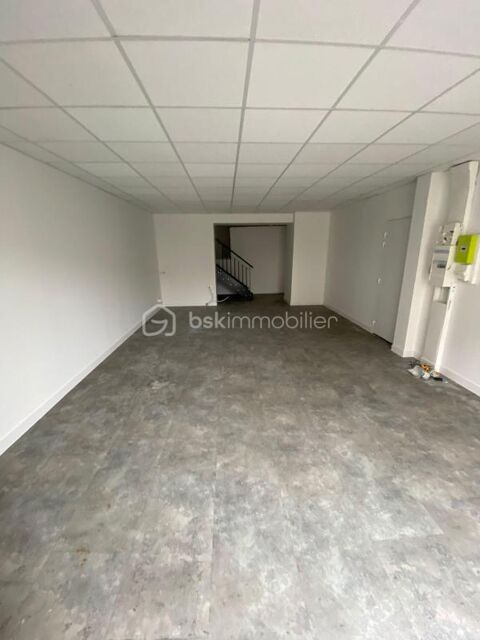   LOCAL COMMERCIAL SUR BOULEVARD MONTIGNY MAYENNE 