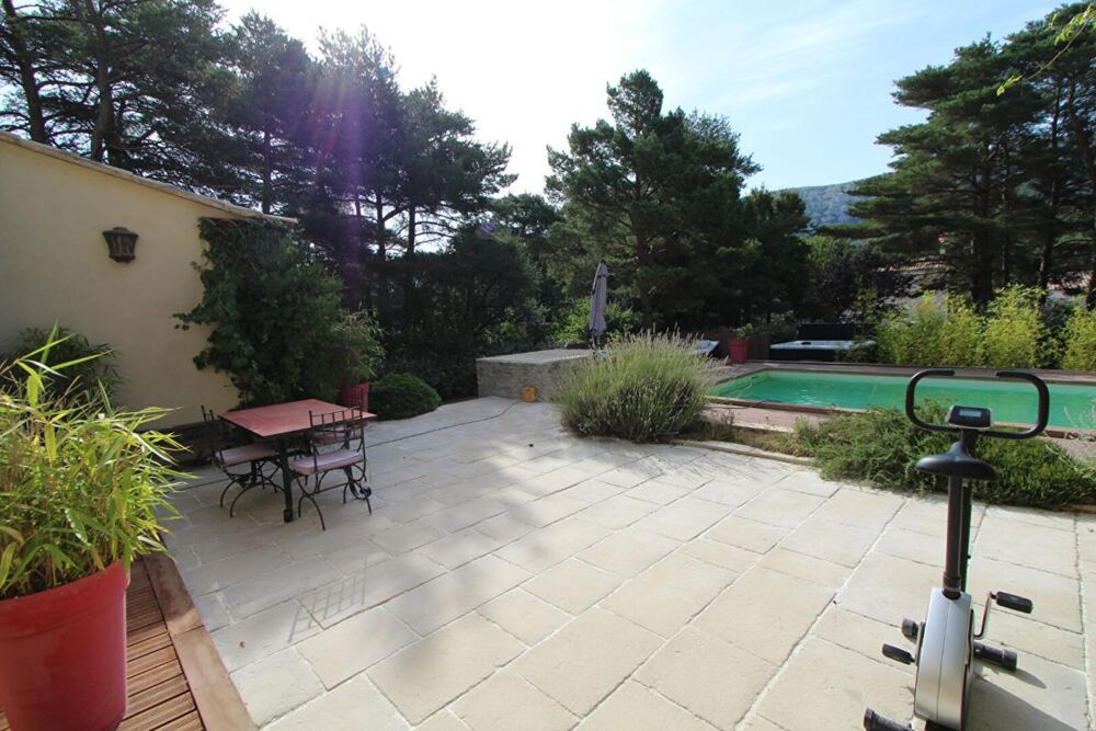 � vendre  Maison Plan-d'Aups-Sainte-Baume (83640)