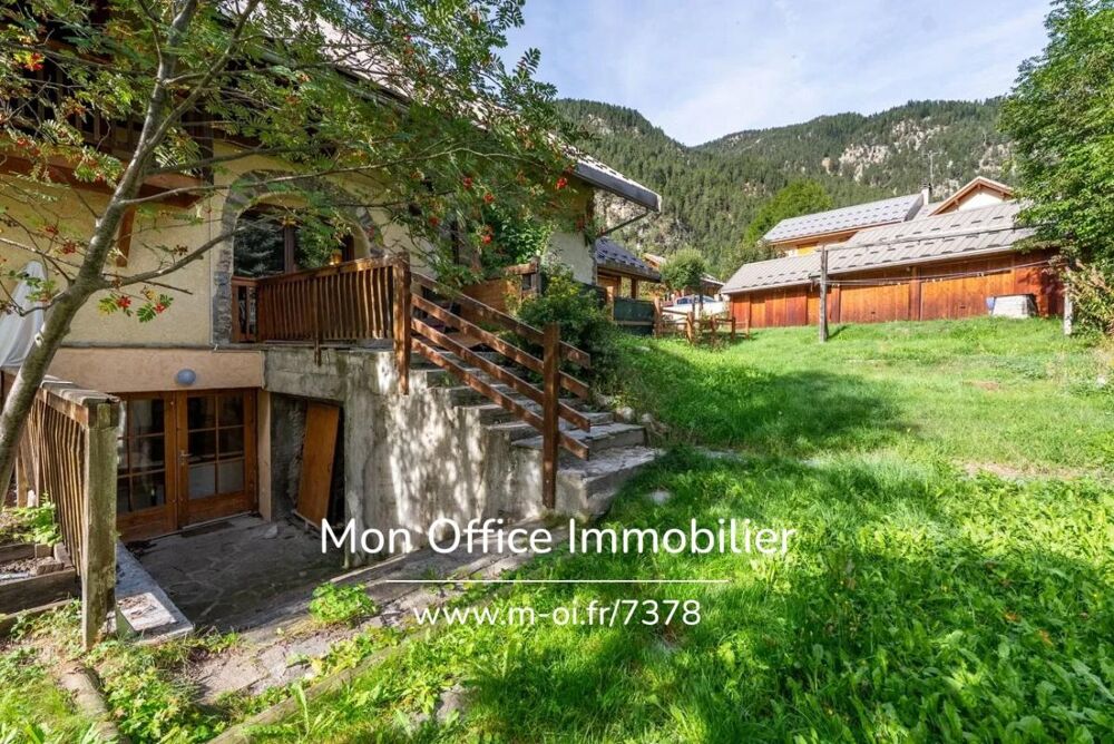 à vendre  Maison Val-des-Prés (05100)