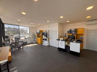  Immeuble à vendre 5 pièces 378 m²