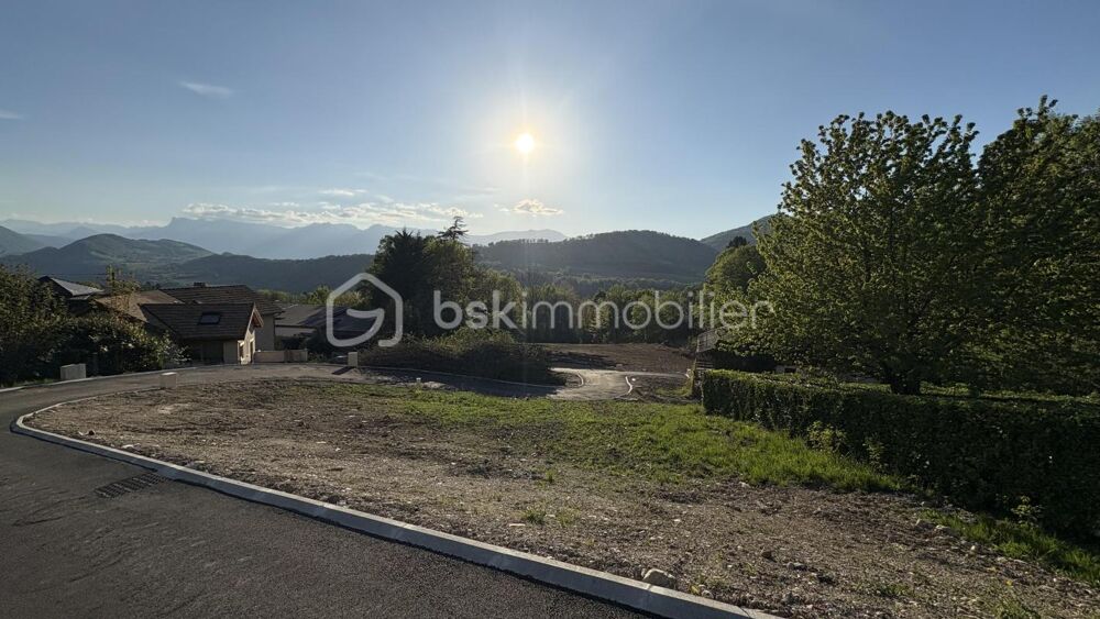 Vente Terrain Terrain 435 m² constructible dans un cadre privilégié à Saint-Martin-d'Uriage Saint martin d uriage