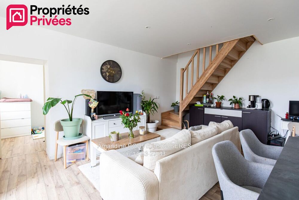 Vente Maison BAIS 35680- 3 CHAMBRES- GARAGE-188 980 EUROS HAI- JARDIN Bais