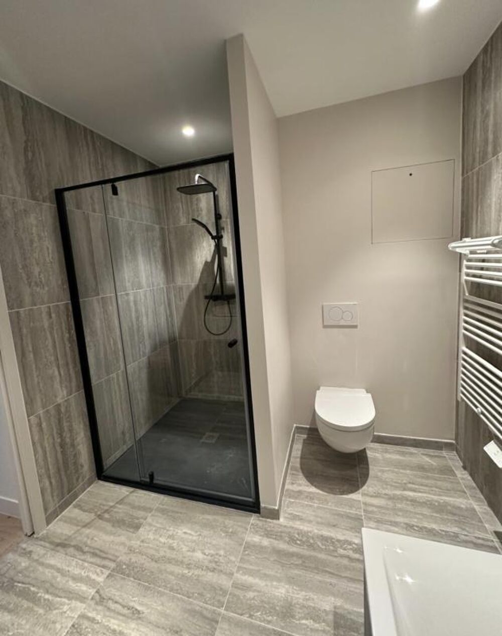 DUPLEX EN DERNIER ETAGE AVEC TERRASSES