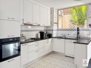  Maison à vendre 10 pièces 244 m²