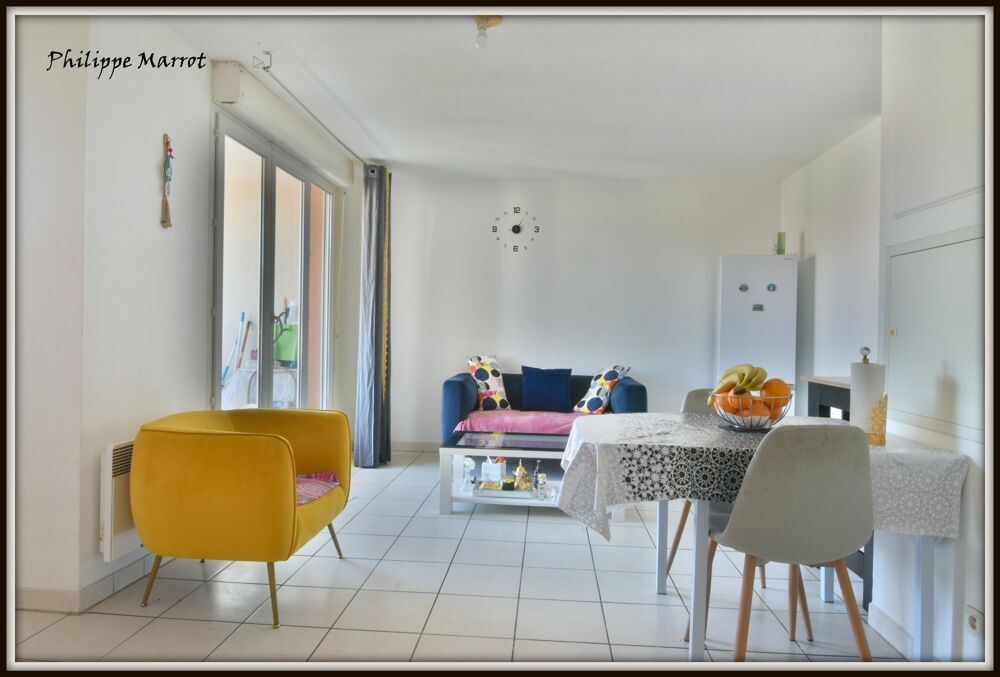 Vente Appartement Nîmes – T2 lumineux avec terrasse et parking privatif – Entièrement repeint ! Nimes