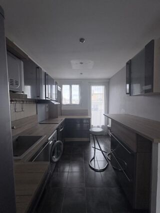  Appartement à louer 3 pièces 55 m²