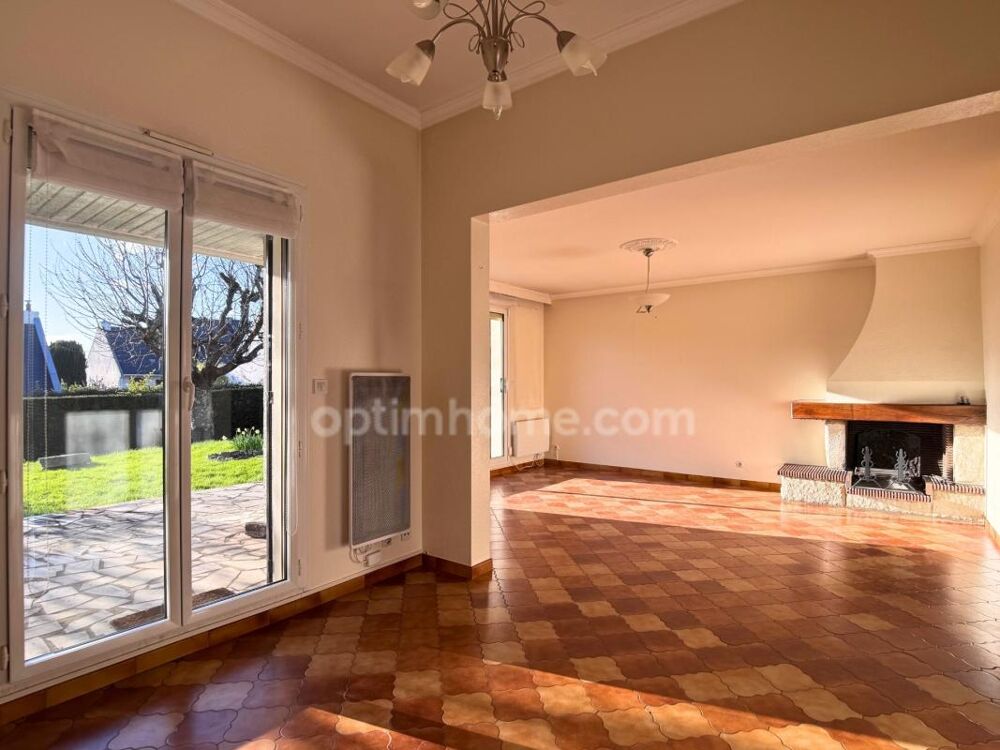 Vente Maison Maison familiale 6 ch jardin, garage double, DPE D, commodités à pied, gare 15 min Rennes