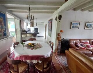  Maison à vendre 10 pièces 200 m²