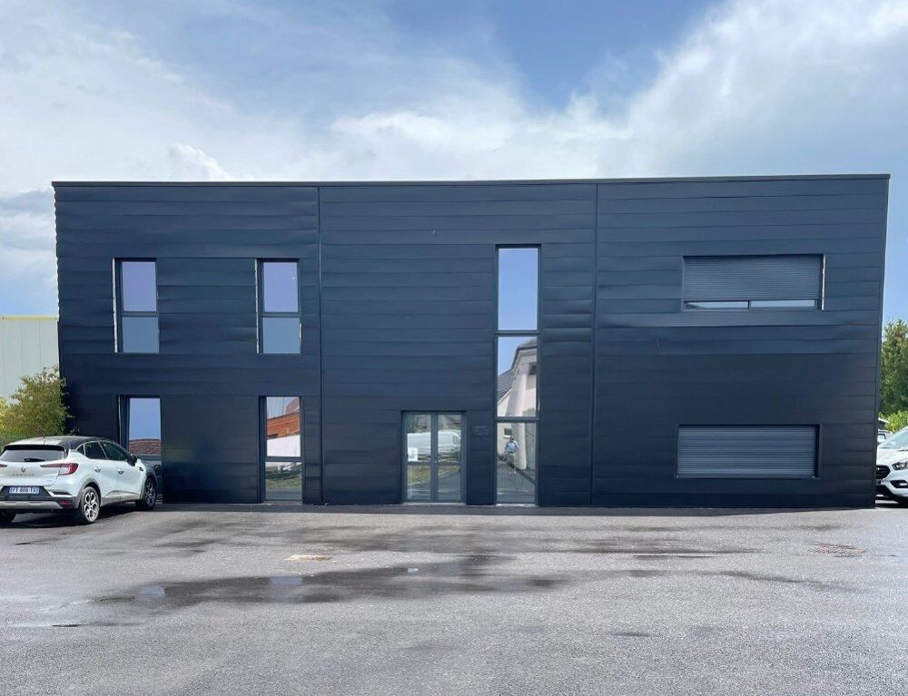   A LOUER - BUREAUX ET CELLULE D ACTIVITE Couternon