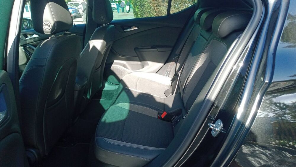 Astra 1.4 Turbo 145 BVA6 Elegance Business 2021 occasion 92100 Boulogne Billancourt